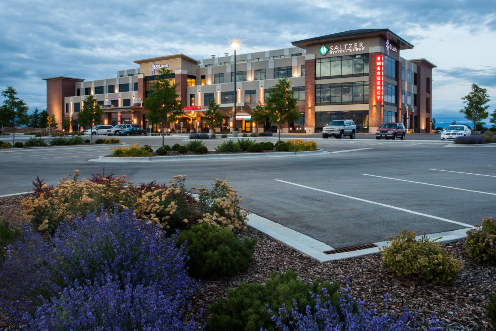 Exterior of St Lukes Nampa Medical Plaza