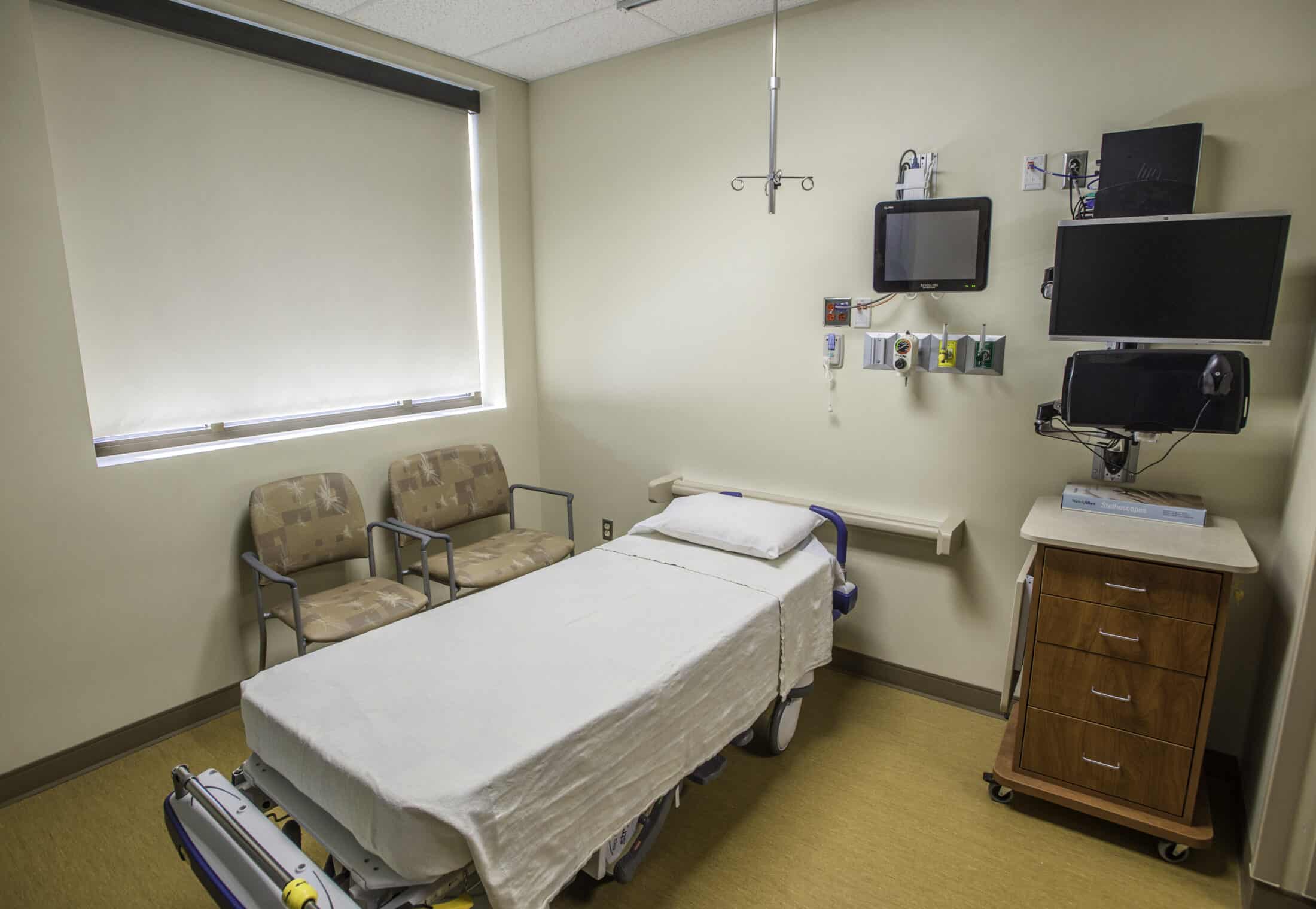 Patient room at St Lukes Outpatient Medical Center in Meridian